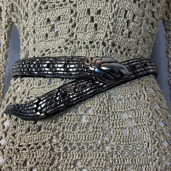 Vintage snake belt featured in Chasing Unicorn outfit boho/ western aesthetic - Picture 10 of 12